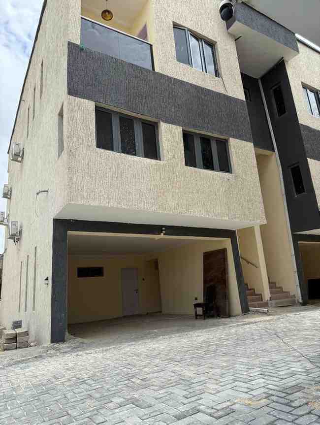 modern-duplex-abijo-heights.jpg. Abijo Height: Luxury 5-Bedroom Terrace Duplex for Sale in Abijo GRA