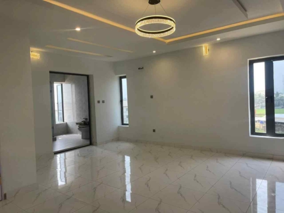 Abijo Height: Luxury 5-Bedroom Terrace Duplex for Sale in Abijo GRA